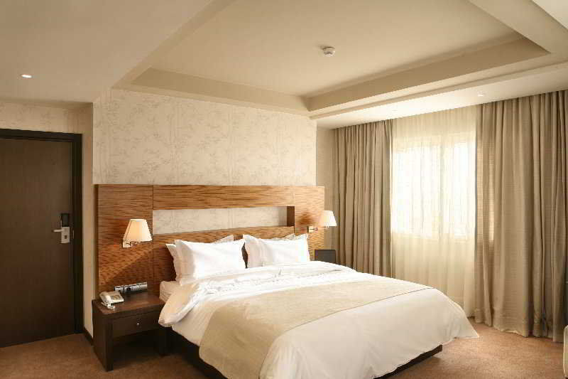 Blanca Urban 4*